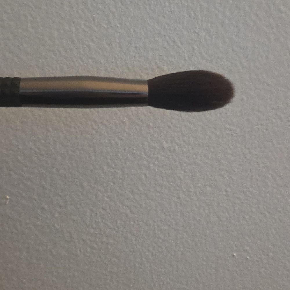 Laruce LR310 Small Light Powder Brush - Picture 6 of 6